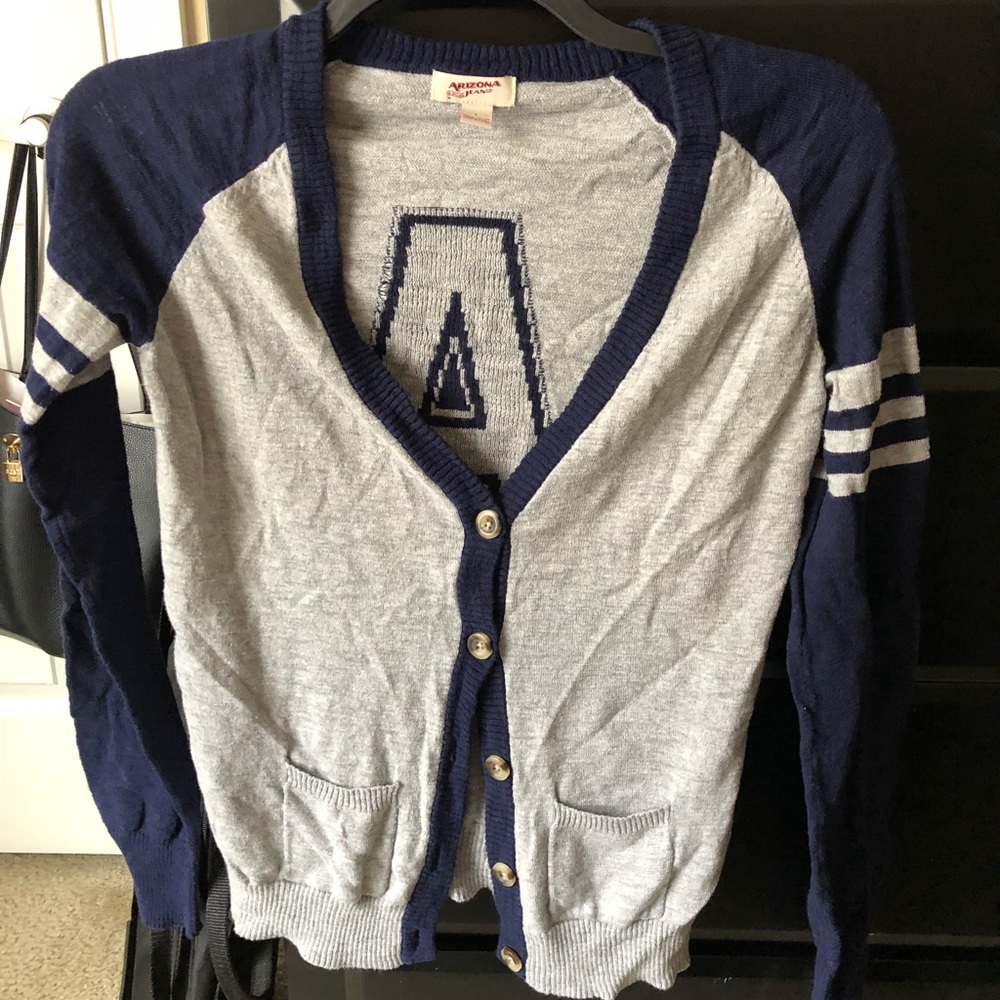 Button-Down Cardigan! Size Medium!